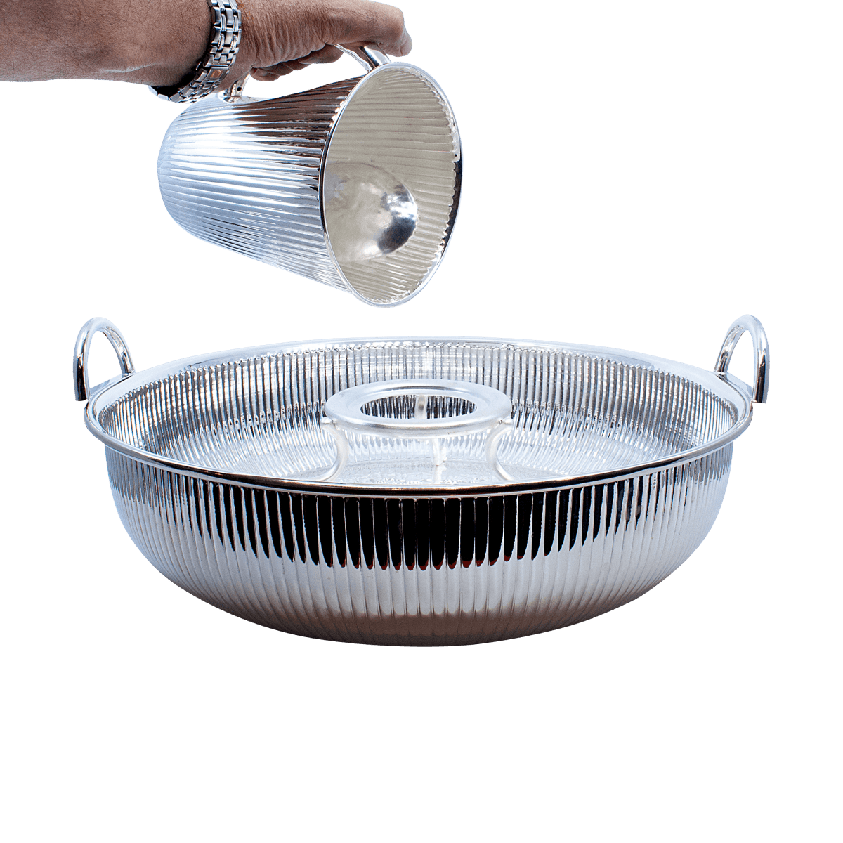 A set of jug and a bowl for washing hands Striped embossing - Zion Hadad - JLuxury